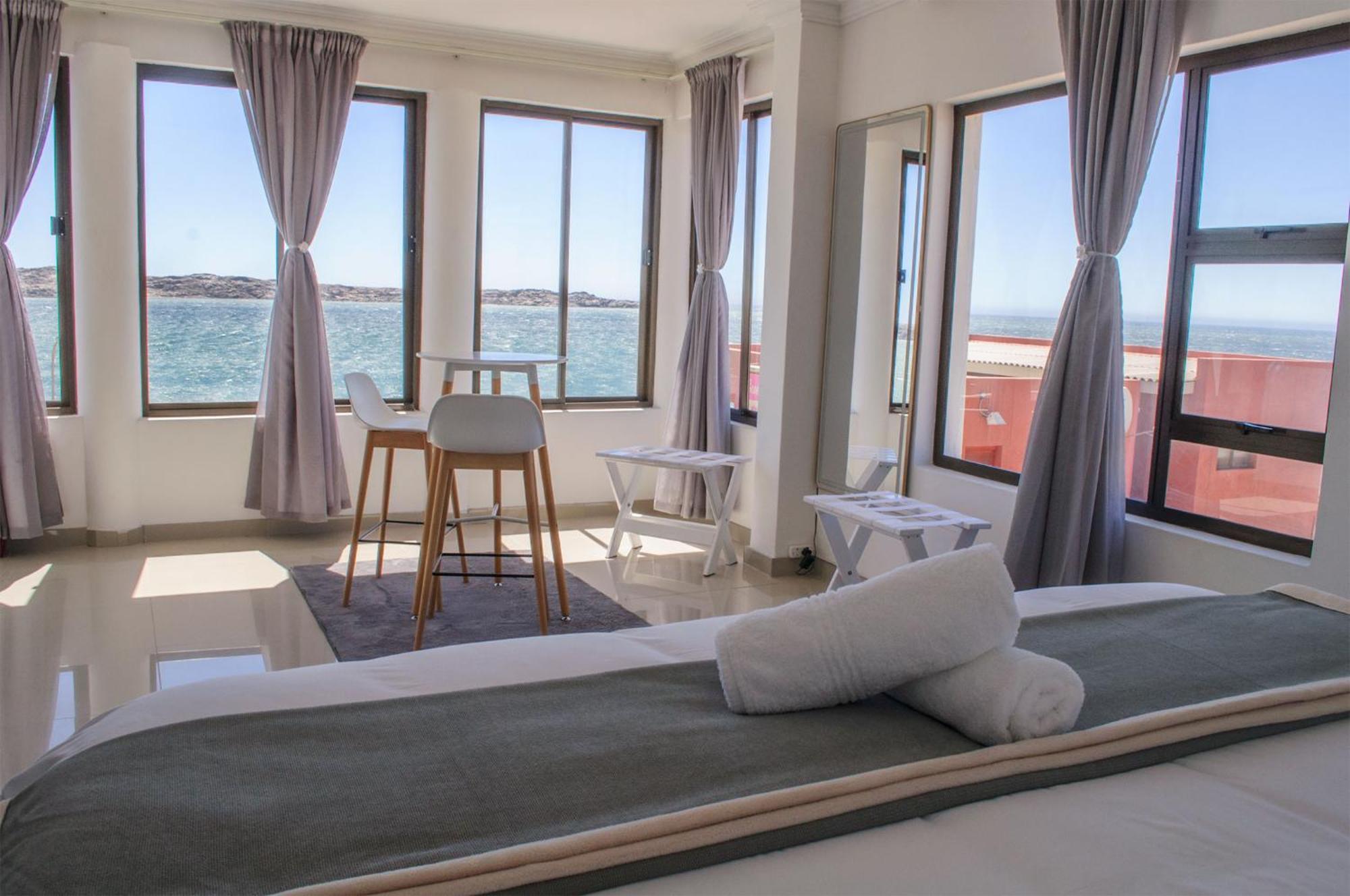 Shark Island Guesthouse Luderitz Exterior photo