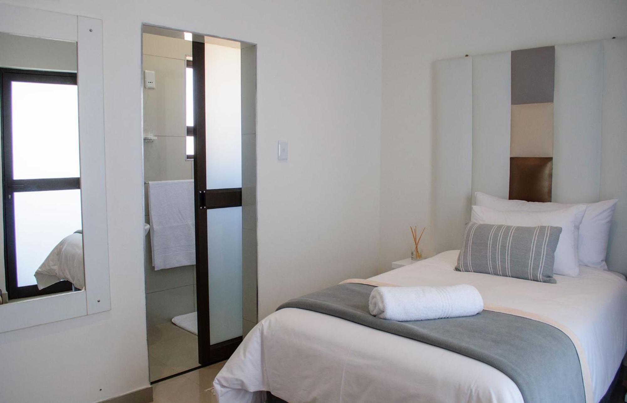 Shark Island Guesthouse Luderitz Exterior photo